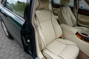 Image 30/77 de Jaguar XJ 40 (XJ-R) (1993)