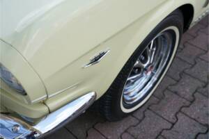 Immagine 16/50 di Ford Mustang 289 (1966)