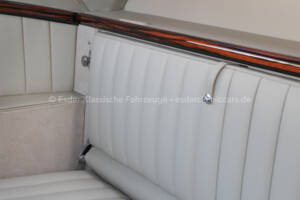 Image 27/38 de Mercedes-Benz 220 Cabriolet A (1955)