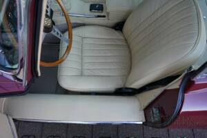 Bild 41/50 von Jaguar E-Type 3.8 &quot;Lightweight&quot; (1968)