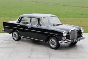 Afbeelding 32/50 van Mercedes-Benz 230 S (1967)