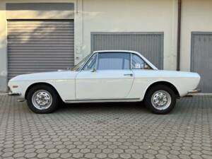 Image 8/44 of Lancia Fulvia 1.3 S (1970)