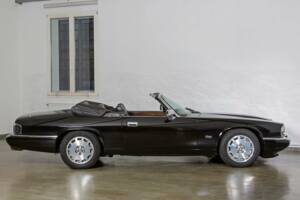 Imagen 7/22 de Jaguar XJS 4.0 (1996)
