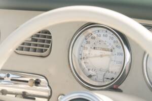 Bild 7/50 von Nissan Figaro (1991)