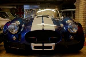Image 15/57 of AC Cobra 427 (1965)