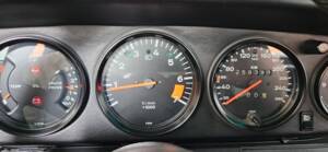 Immagine 31/37 di Porsche 911 Carrera 3.2 (1985)