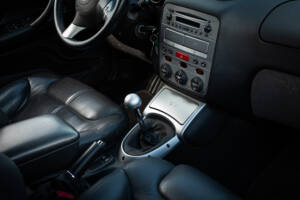 Image 18/40 de Alfa Romeo GT 2.0 JTS (2004)