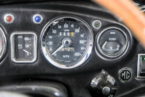 Bild 17/50 von MG MGB (1971)