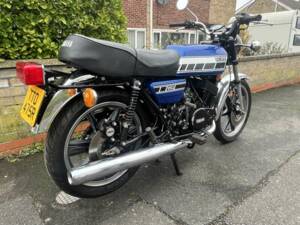 Image 15/21 of Yamaha RD 250 (1977)
