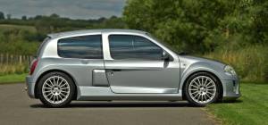 Image 12/50 de Renault Clio II V6 (2002)