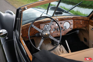 Immagine 23/47 di Jaguar XK 140 DHC (1956)