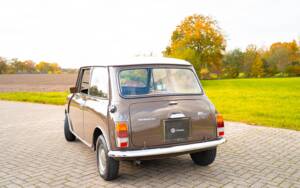 Immagine 7/36 di Innocenti Mini 1001 Export (1972)
