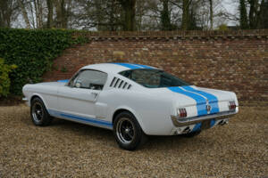 Afbeelding 2/50 van Ford Mustang GT (1965)
