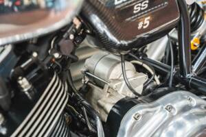 Image 34/38 of Norton Dominator SS (2015)