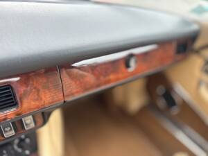 Image 41/64 of Jaguar XJ-S Convertible (1989)