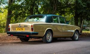 Image 3/36 de Rolls-Royce Silver Shadow II (1980)