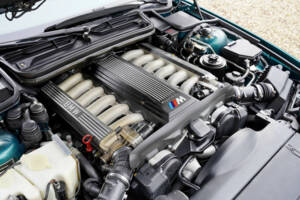 Image 8/50 of BMW 850CSi (1994)