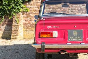 Image 44/50 of Alfa Romeo Giulia Nuova Super 1300 (1975)