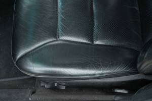 Image 26/49 of Mercedes-Benz 320 E (1993)