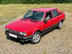 Afbeelding 9/20 van Alfa Romeo Giulietta 1.8 (1982)