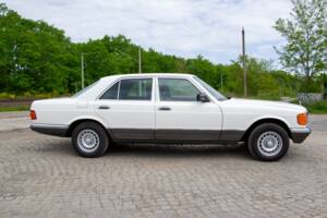 Bild 6/21 von Mercedes-Benz 280 SE (1985)