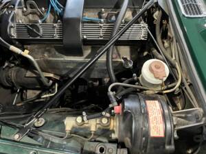 Image 37/47 of Jaguar XJ 6 C 4.2 (1976)