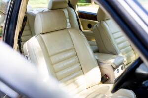 Image 39/50 of Bentley Continental R (1993)