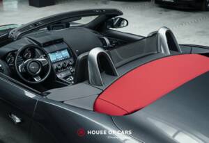 Afbeelding 15/25 van Jaguar F-Type (2018)