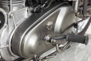 Image 19/40 of Norton Model 30 International (1957)