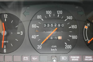 Bild 7/12 von Volvo 245 GL D (1984)