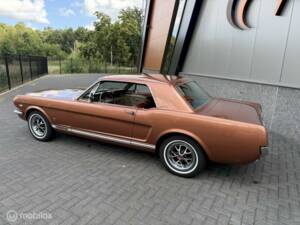 Image 8/33 of Ford Mustang GT (1966)
