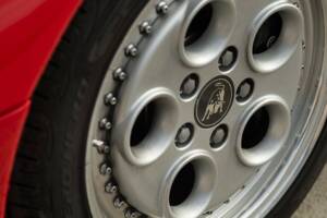 Image 28/50 of Lamborghini Diablo VT (1993)