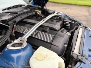 Bild 10/26 von BMW Z3 2.8i (2000)