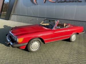 Image 4/36 of Mercedes-Benz 560 SL (1987)