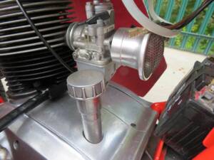 Bild 33/47 von MV Agusta 125 GTL Race (1966)