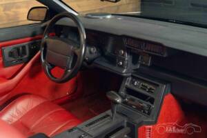 Bild 8/19 von Chevrolet Camaro RS 191 (1991)