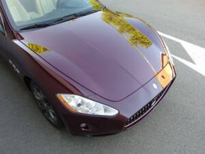 Image 9/98 of Maserati GranTurismo 4.2 (2008)