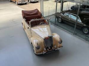 Image 10/36 de Mercedes-Benz 220 Cabriolet B (1952)