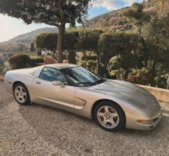 Image 3/191 of Chevrolet Corvette (1999)