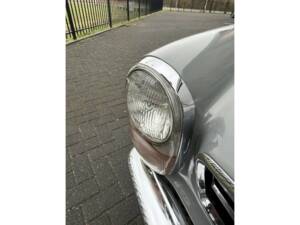 Image 31/36 of Mercedes-Benz 280 SL (1970)