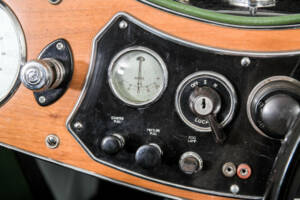 Image 23/50 of MG TC (1947)