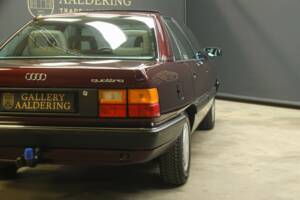 Image 35/50 de Audi 100 - 2.3E quattro (1990)
