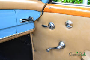 Image 41/50 of Mercedes-Benz 190 SL (1961)