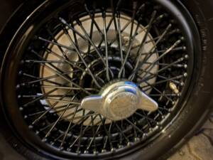 Image 25/27 de Austin-Healey 3000 Mk II (BJ7) (1964)