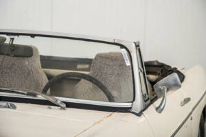 Bild 25/50 von MG MGB (1971)