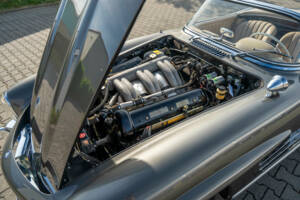Image 34/38 of Mercedes-Benz 300 SL Roadster (1961)