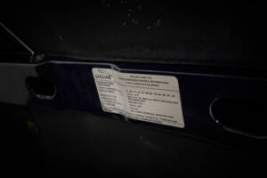 Image 88/97 of Daimler Double Six (1994)