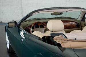 Bild 14/50 von Jaguar XK8 4.0 (2002)