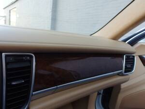 Bild 58/99 von Porsche Panamera Turbo (2009)
