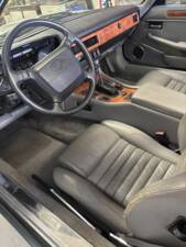 Image 2/8 of Jaguar XJ-S H.E. (1990)